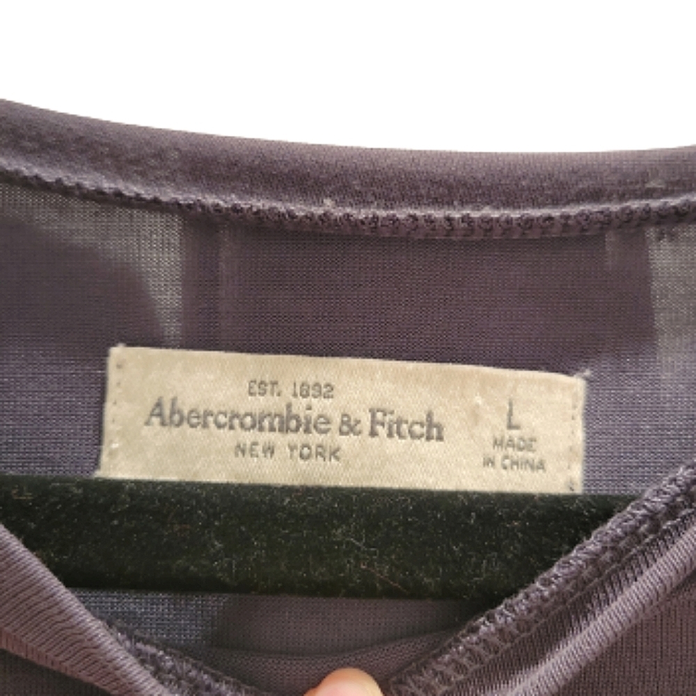 2/$18 Abercrombie & Fitch Gray T shirt Short Sleeve Round Neck Logo Size Large - Picture 4 of 6